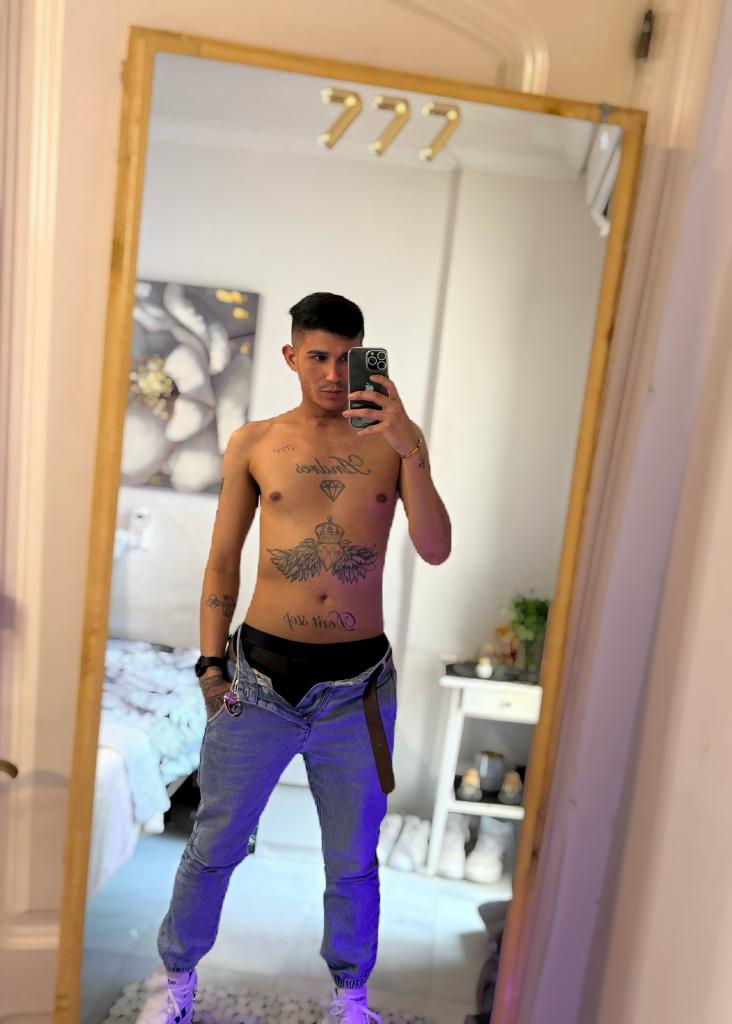 Chico busca chica en Huelva: 