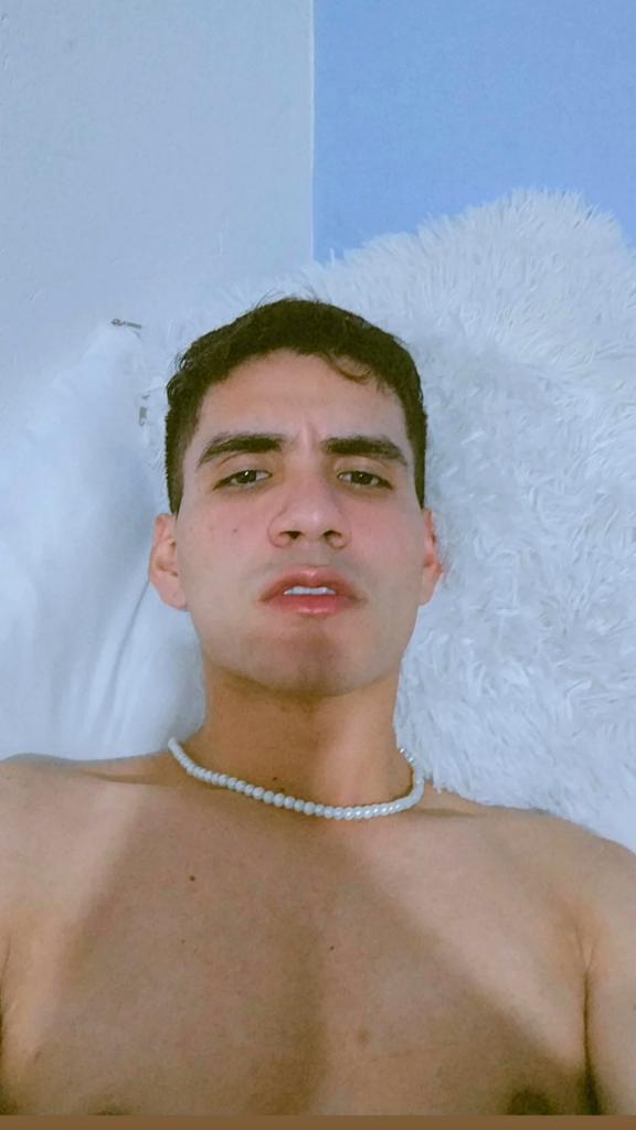 602734013: Chico busca chica en Málaga