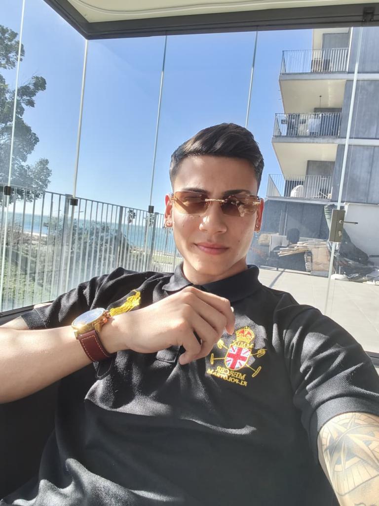 Chico busca chica en Barcelona: 