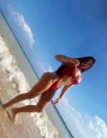 613921046: Chica busca chico en Madrid