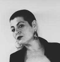 613028887: Chica busca chico en Sevilla