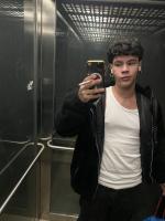 631270241: Chico busca chica en Mallorca