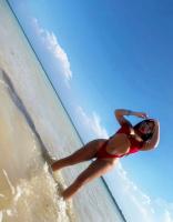 613921046: Chica busca chico en Madrid