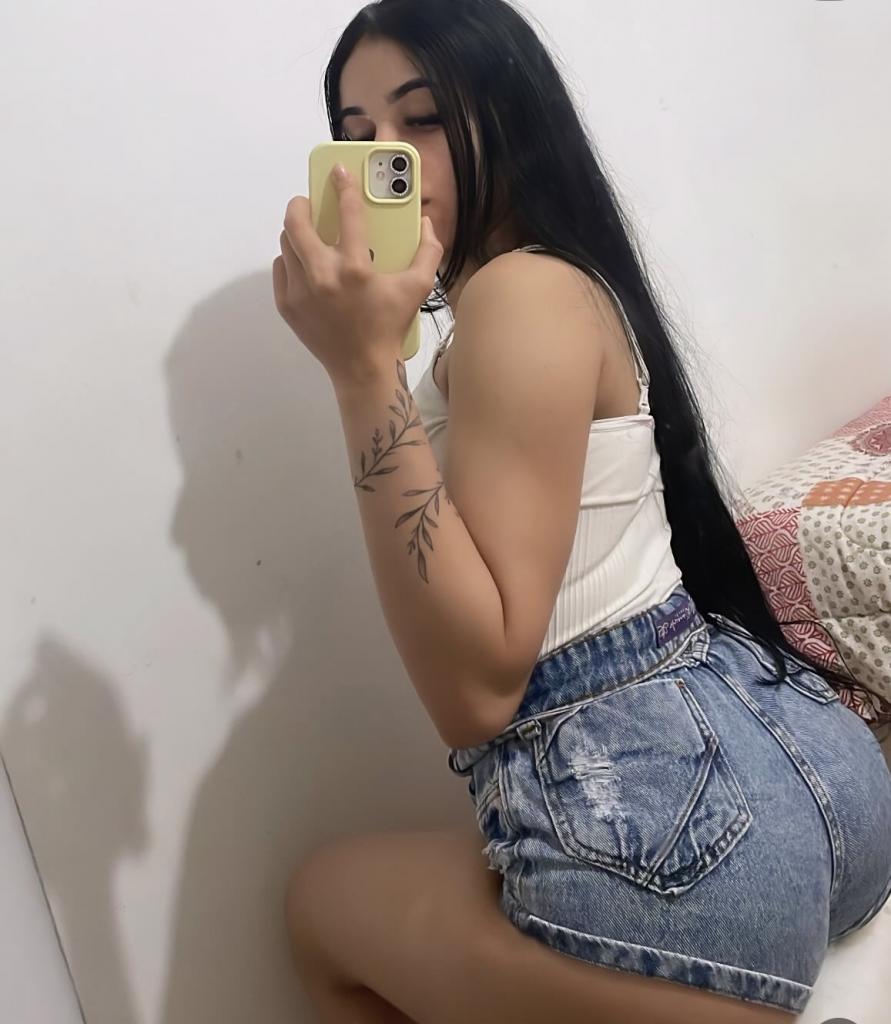 Chica busca chico en Tenerife: 