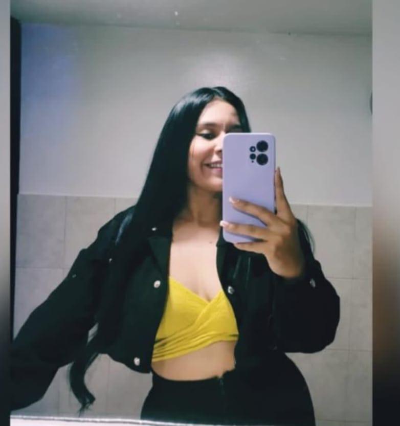 692285969: Chica busca chico en Cantabria