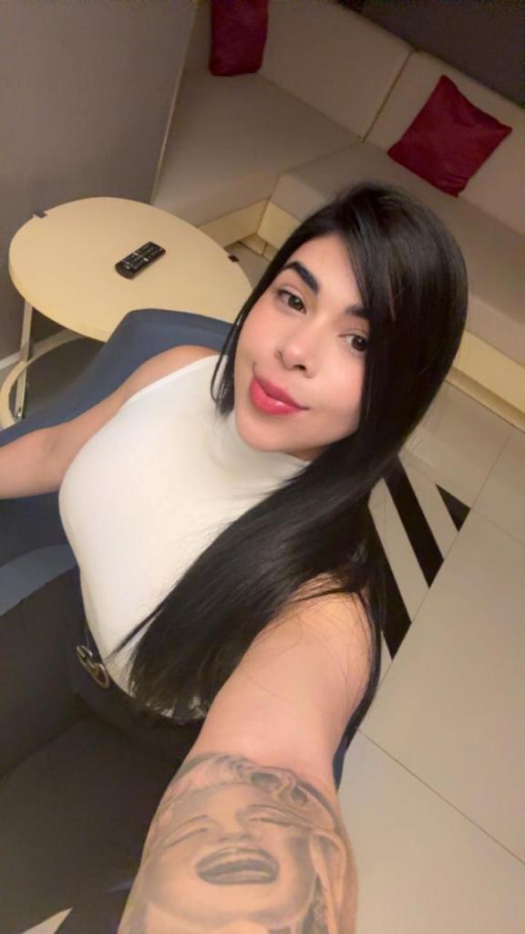 607208888: Chica busca chico en Tenerife