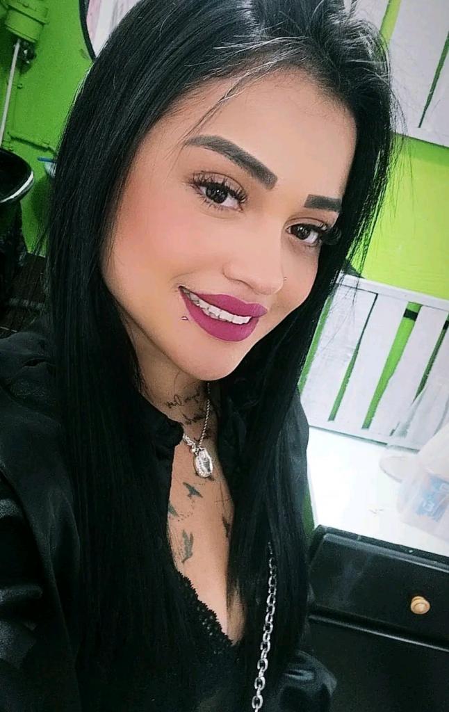 613348292: Chica busca chico en Mallorca