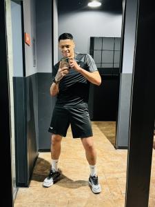 Chico busca chica en Almería: 