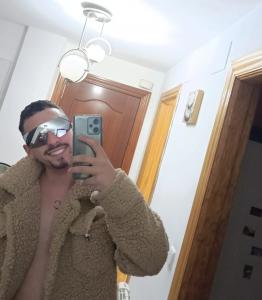 Chico busca chica en Almería: 