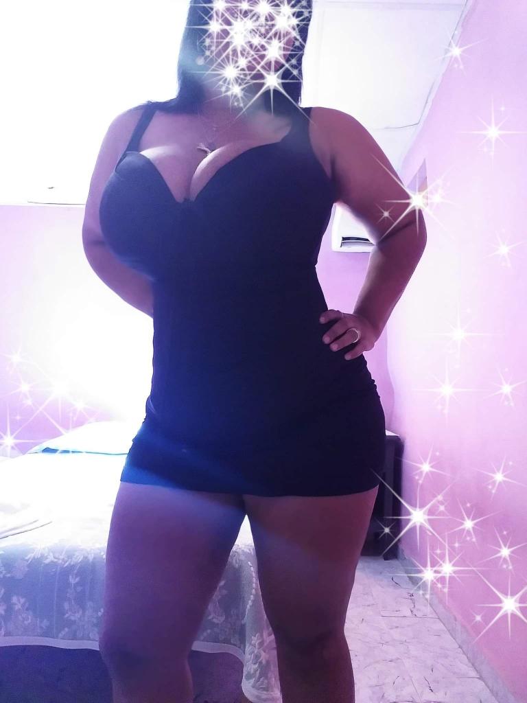 Chica busca chico en Almería: 