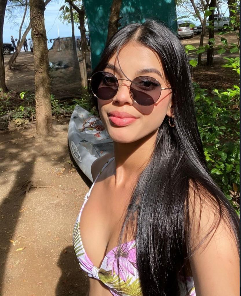 Chica busca chico en Almería: 