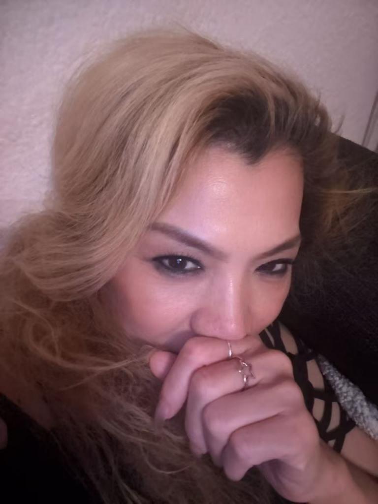 633935331: Chica busca chico en Navarra