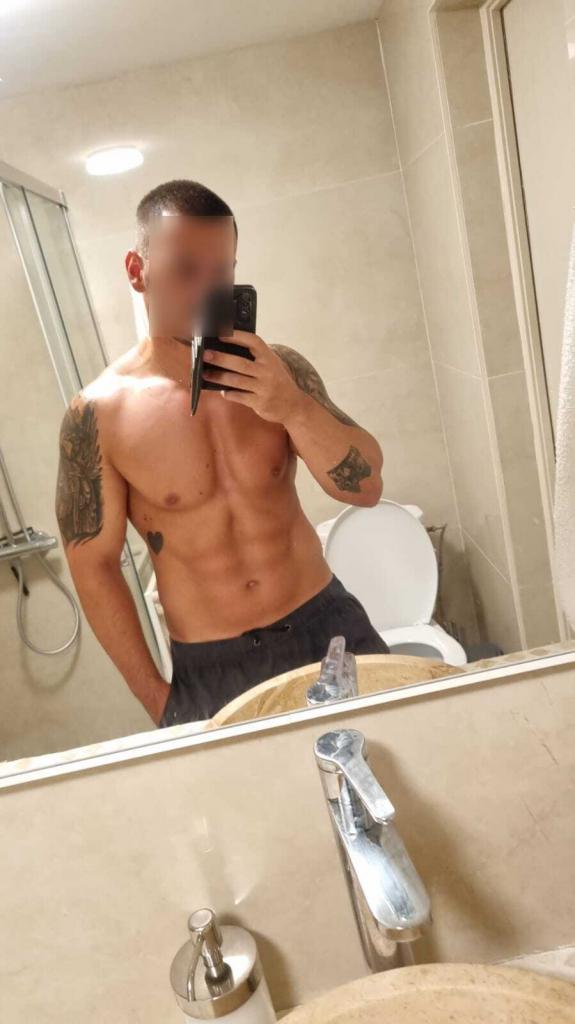 617991931: Chico busca chica en Málaga