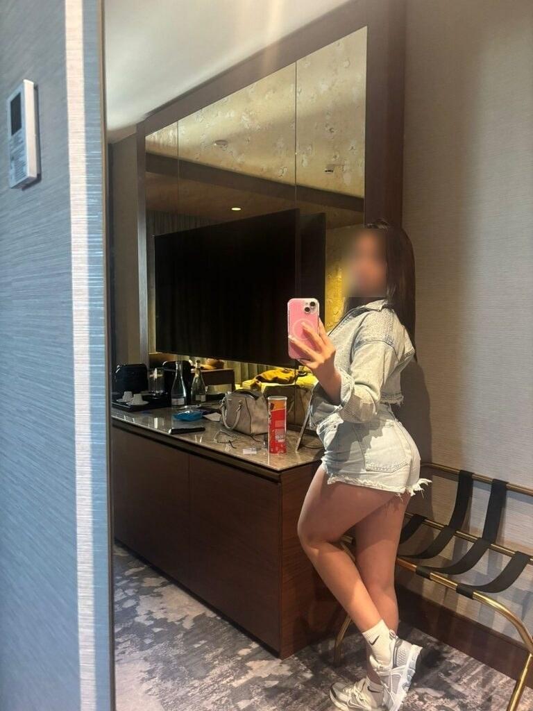 Chica busca chico en Barcelona: 