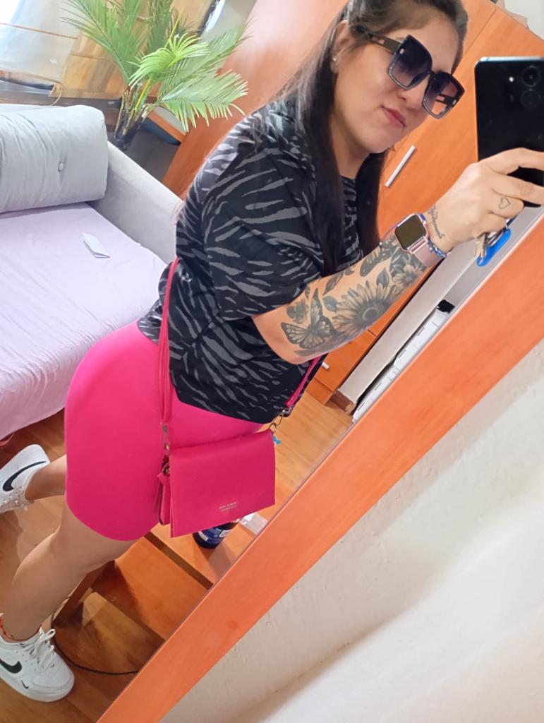 641464530: Chica busca chico en Sevilla