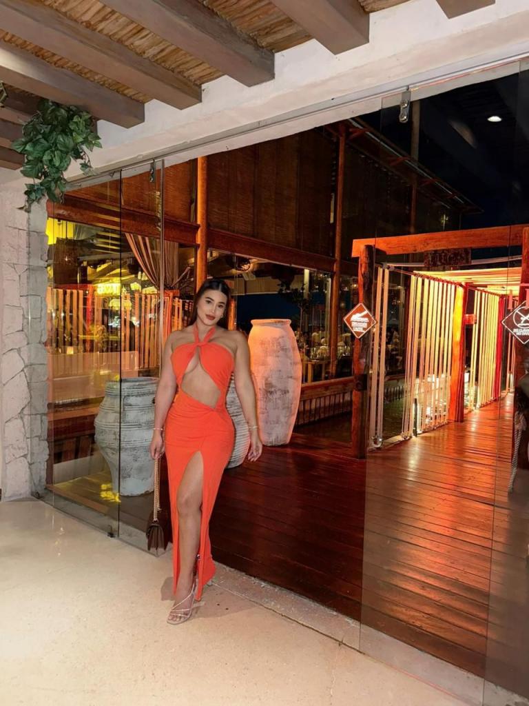 632421314: Chica busca chico en Málaga