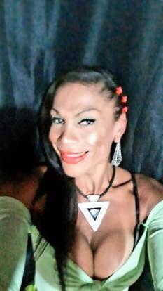 687045742: Transexual en Tarragona