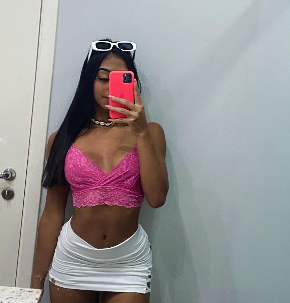 Chica busca chico en Alicante: 