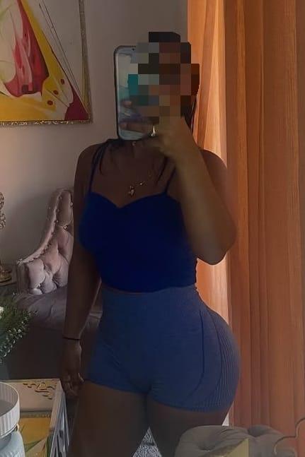 Chica busca chico en Asturias: 