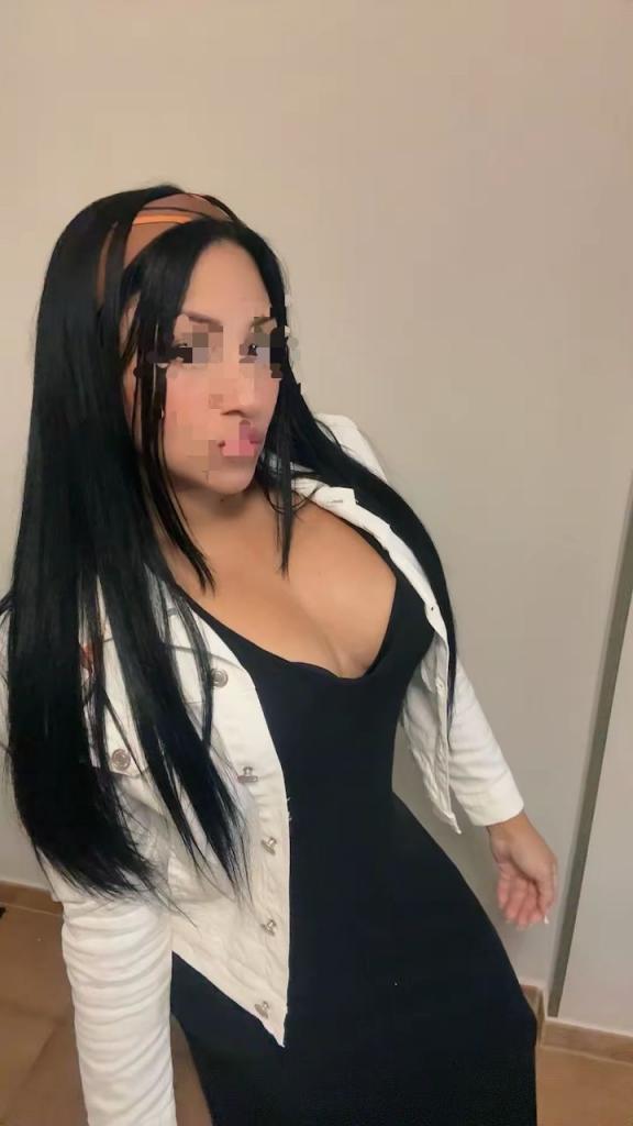 Chica busca chico en Tenerife: 