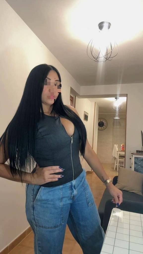 Chica busca chico en Tenerife: 