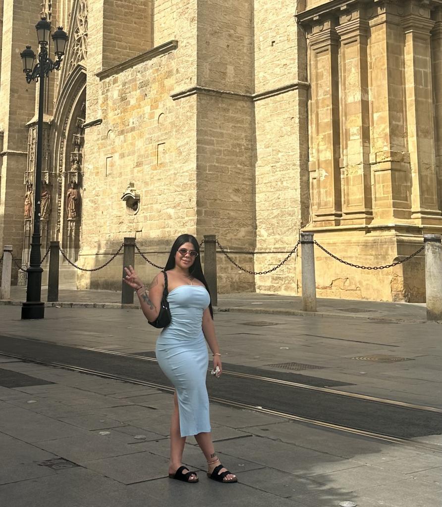 Chica busca chico en Sevilla: 