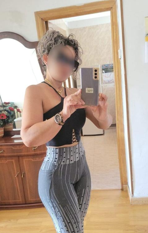 Chica busca chico en Orense: 