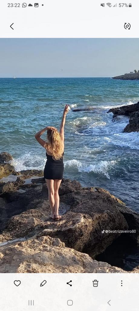 Chica busca chico en Granada: 