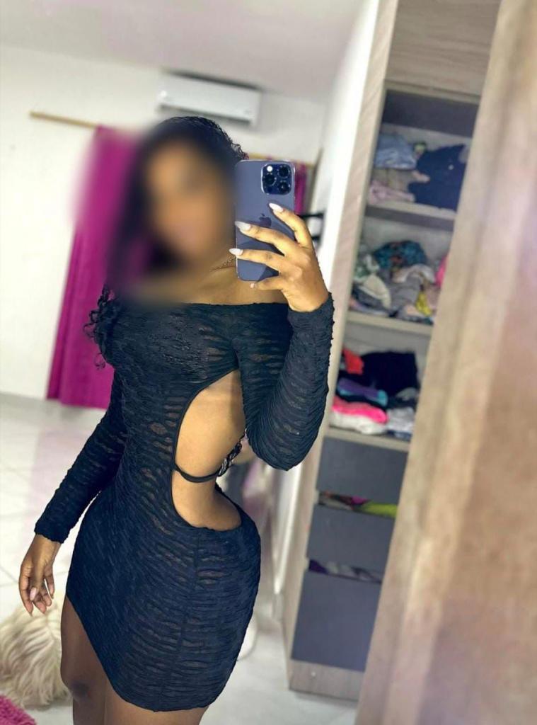 Chica busca chico en Tenerife: 