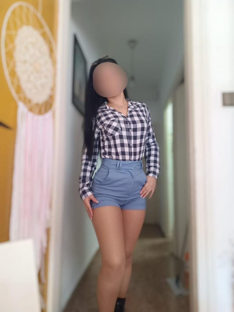 Chica busca chico en Cádiz: 