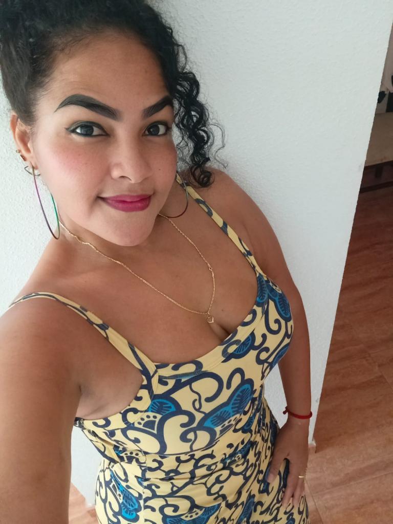Chica busca chico en Almería: 
