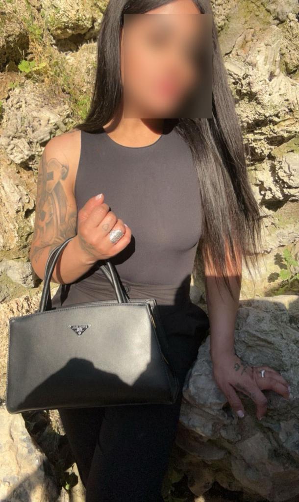 Chica busca chico en Jaén: 
