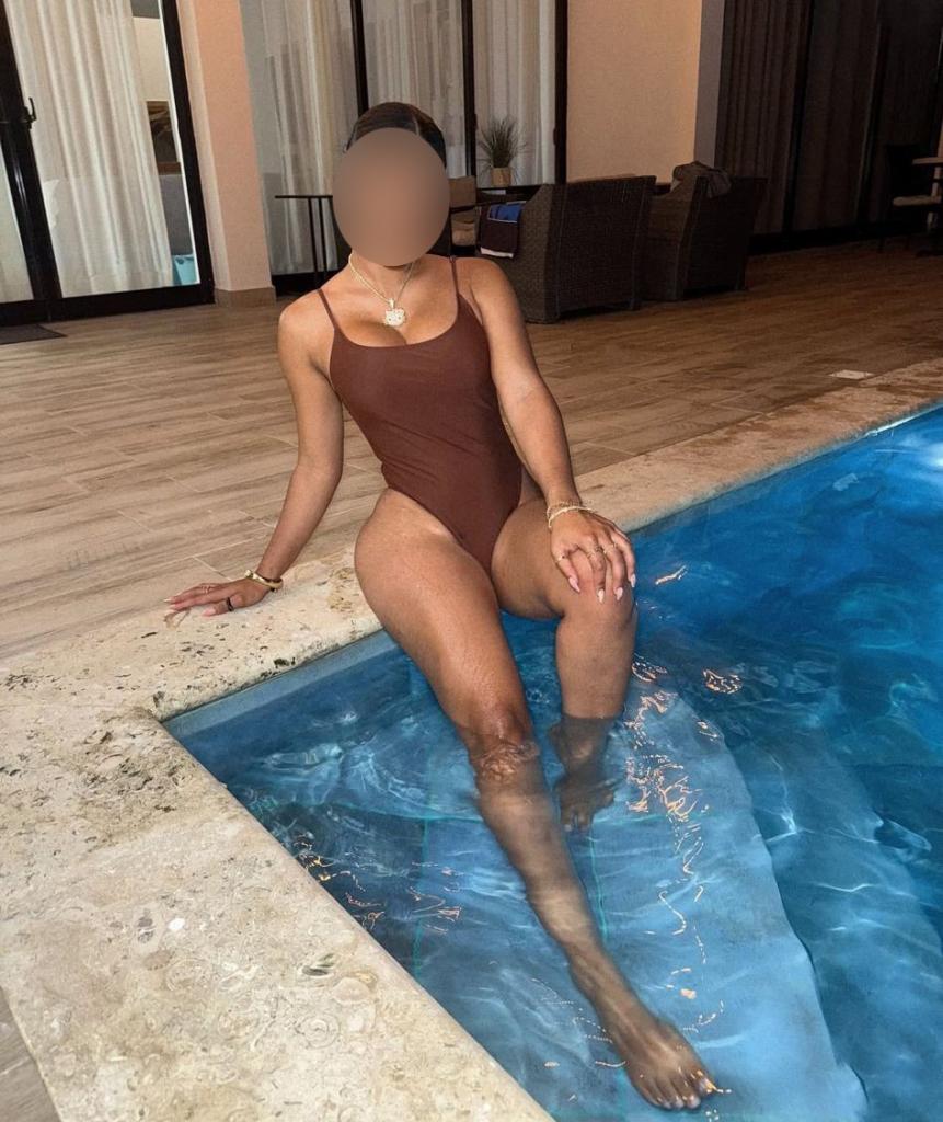 632934183: Chica busca chico en Ávila