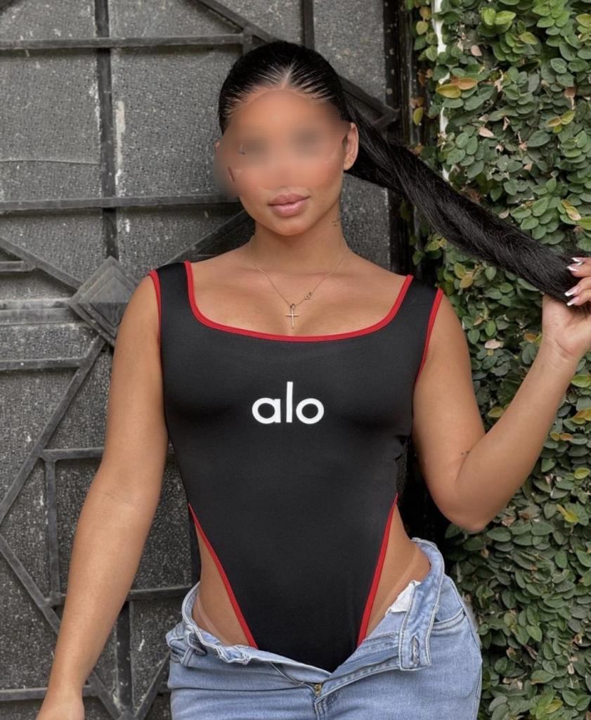 Chica busca chico en Cádiz: 