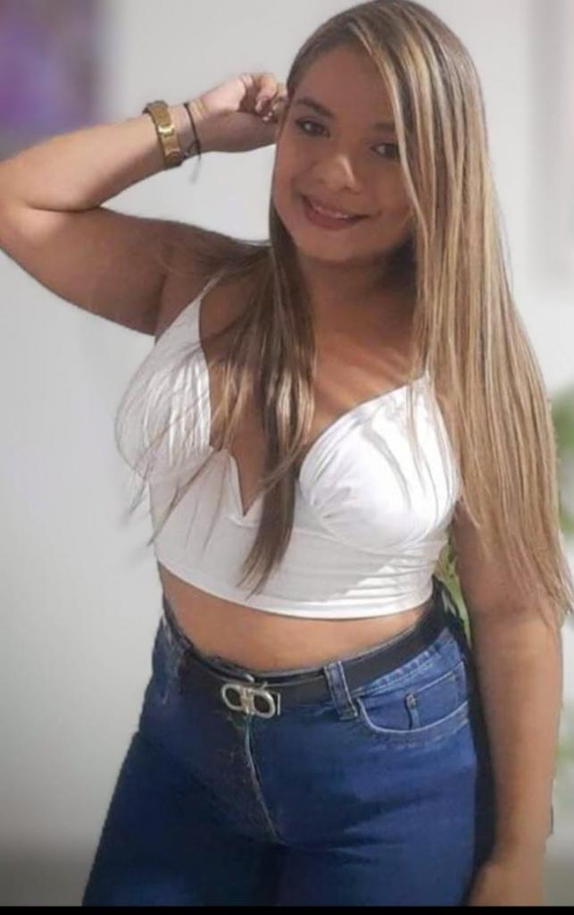 Chica busca chico en Almería: 