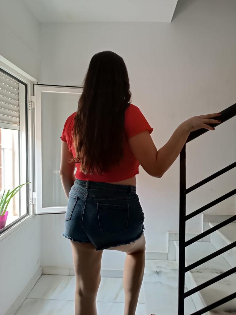 Chica busca chico en Almería: 