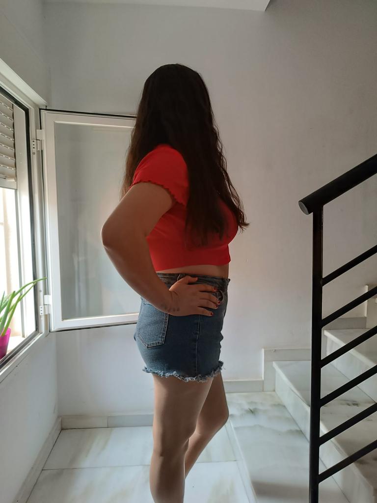 Chica busca chico en Almería: 