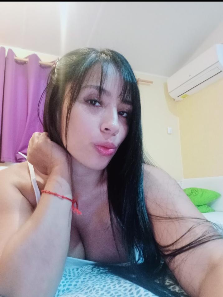 Chica busca chico en Cádiz: 