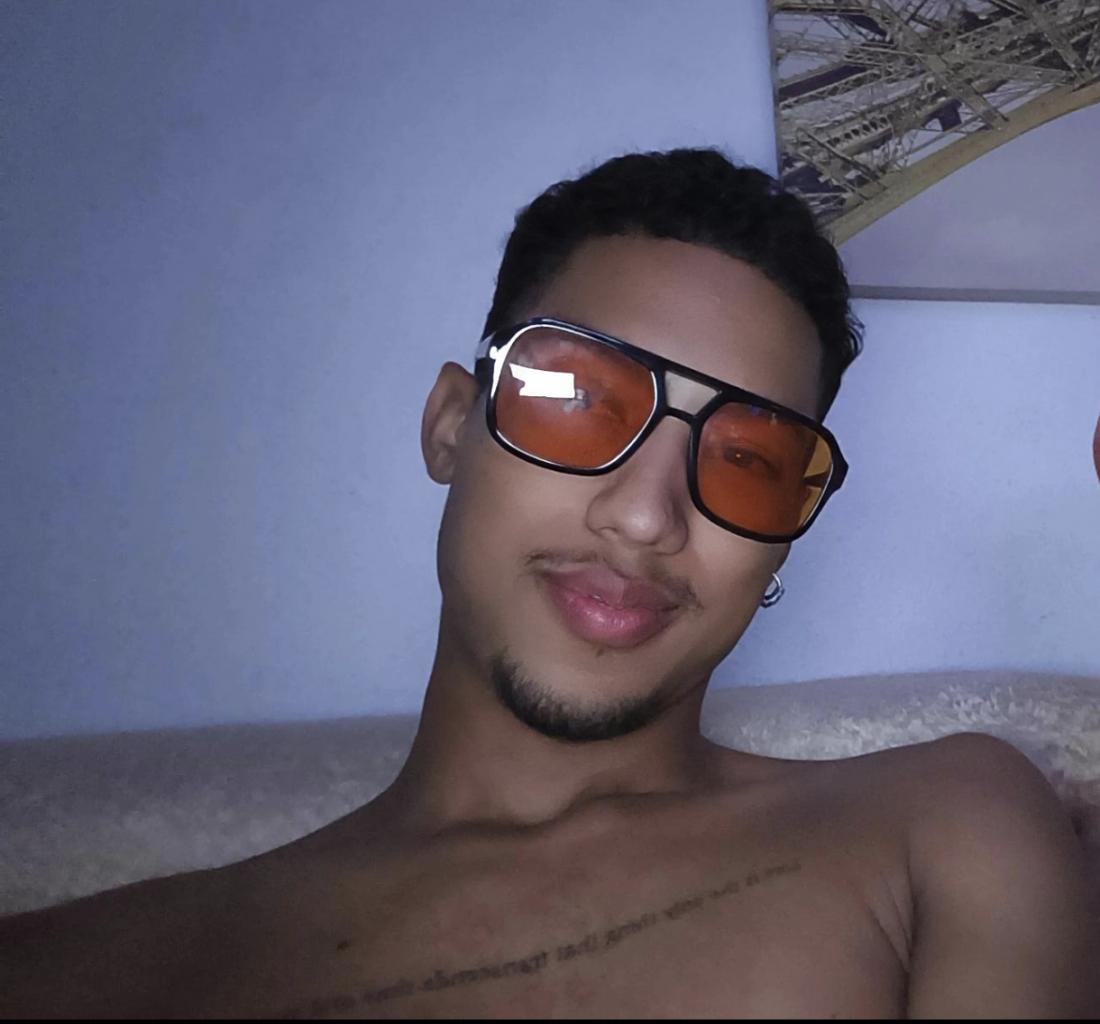 Chico busca chica en Málaga: 