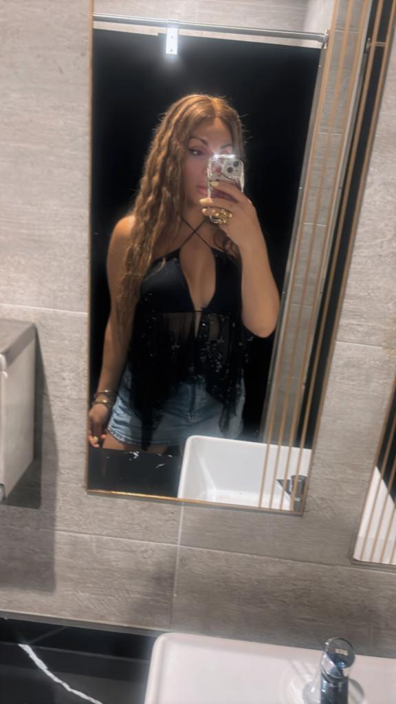 Chica busca chico en Barcelona: 