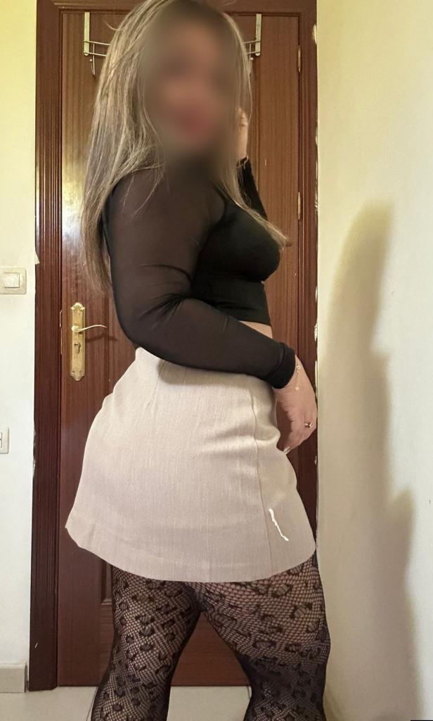 643724978: Chica busca chico en Almería