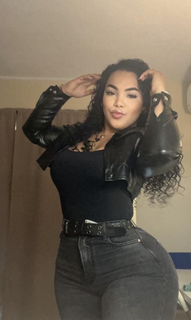 Chica busca chico en Alicante: 