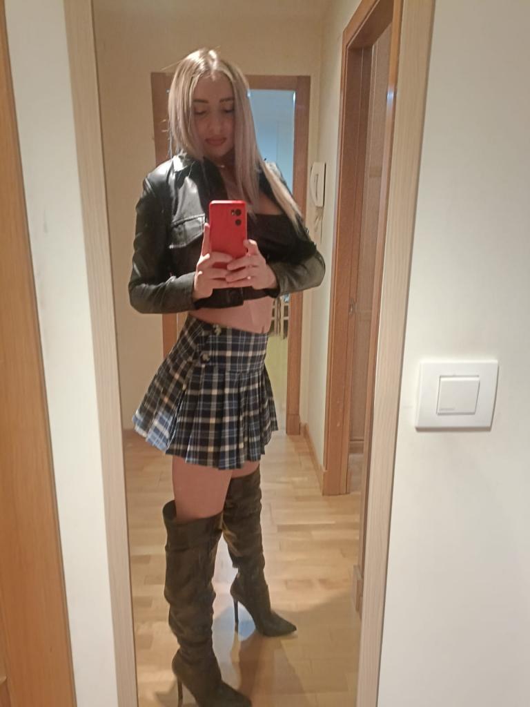 Chica busca chico en Alicante: 