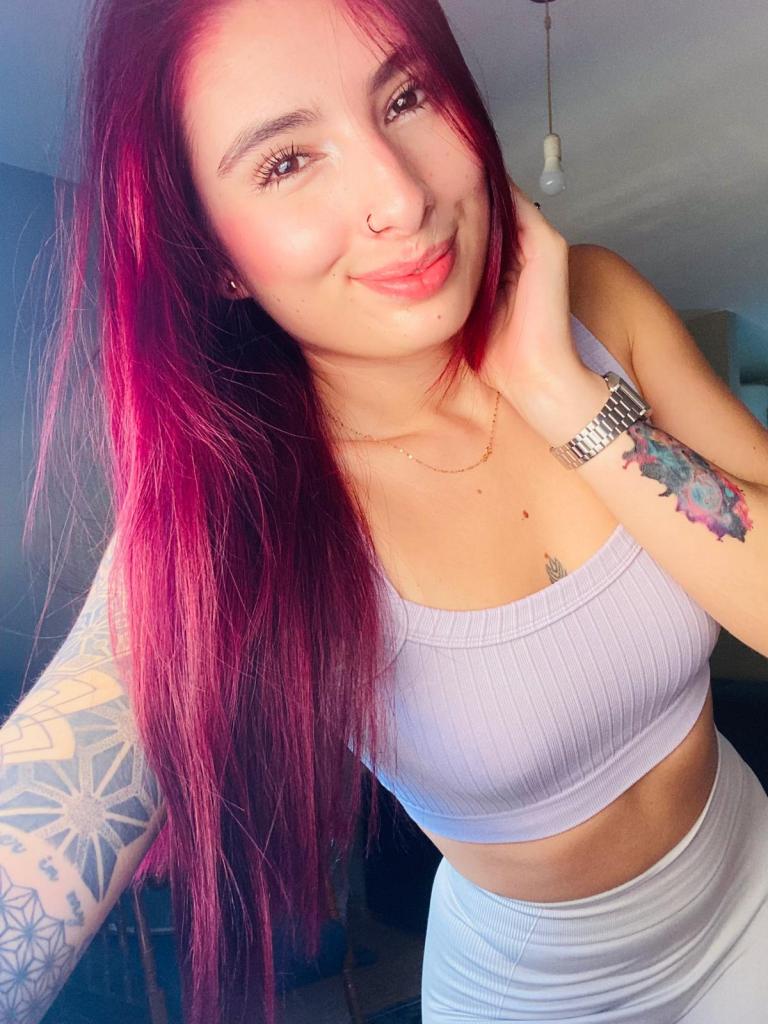 Chica busca chico en Almería: 