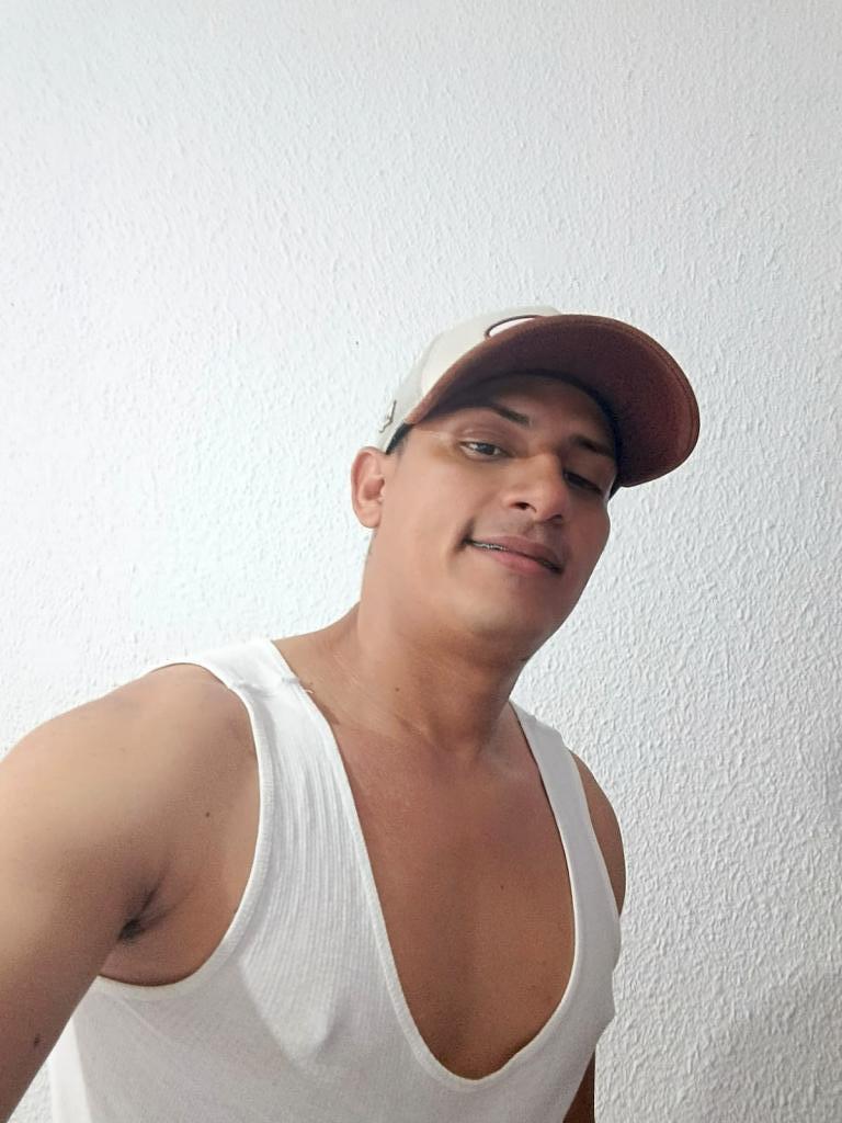 642432590: Chico busca chica en Alicante