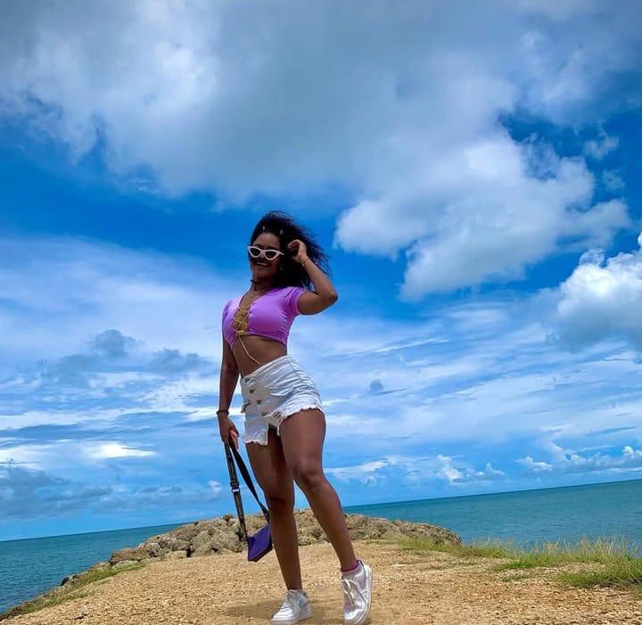 672485363: Chica busca chico en Cantabria