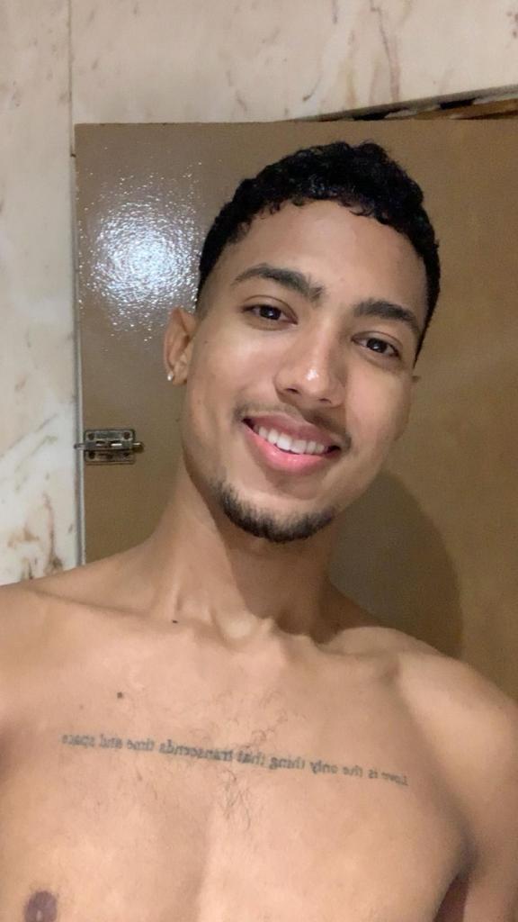 Chico busca chica en Málaga: 