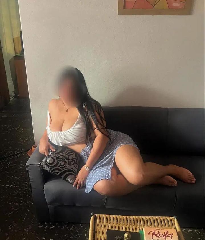 Chica busca chico en Granada: 