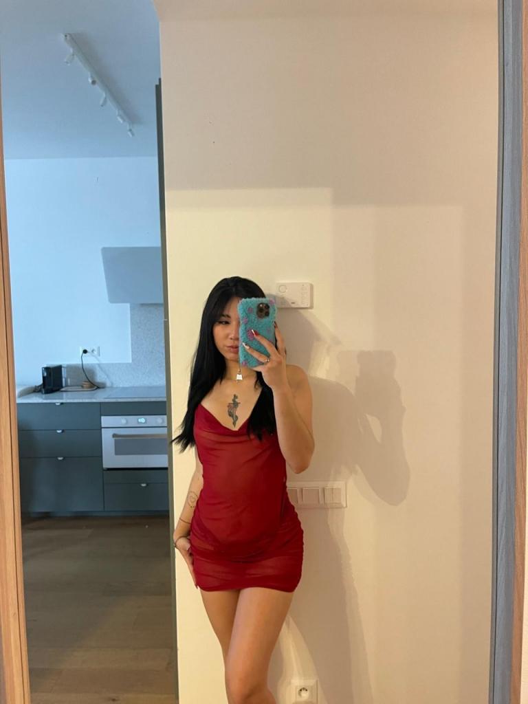 Chica busca chico en Huelva: Chica busca chico