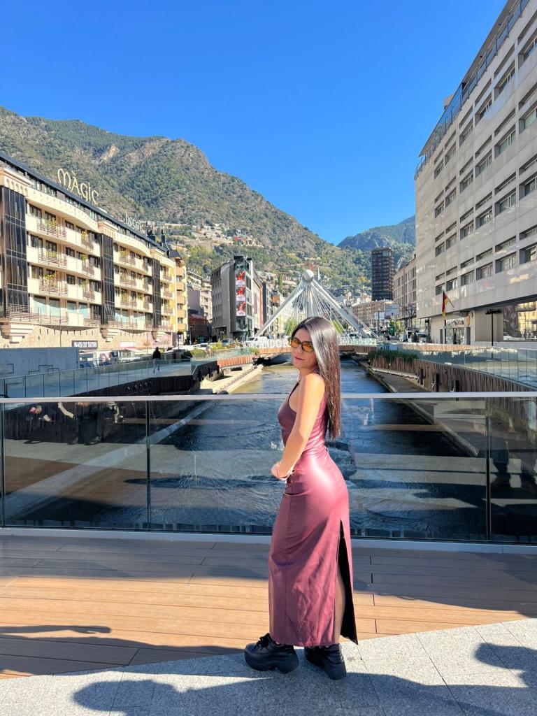 Chica busca chico en Lérida: 